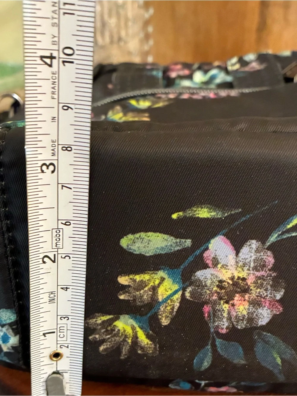 Lug Can Can, Crossbody Purse Convertible Bum Bag with Multicolor Floral Print